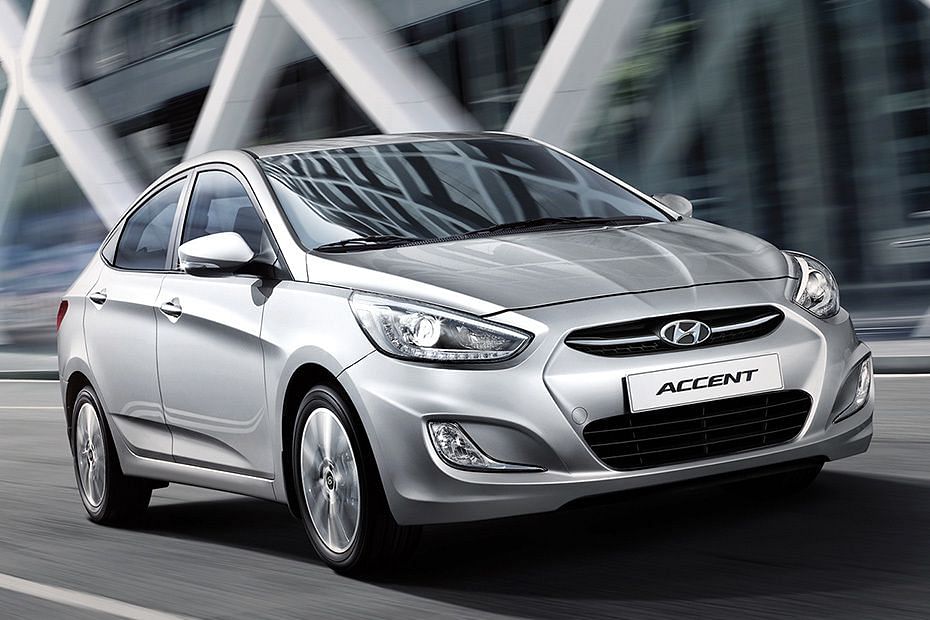Hyundai Accent (2012-2021) Front Medium View Hyundai Accent (2012-2021) Front Medium View