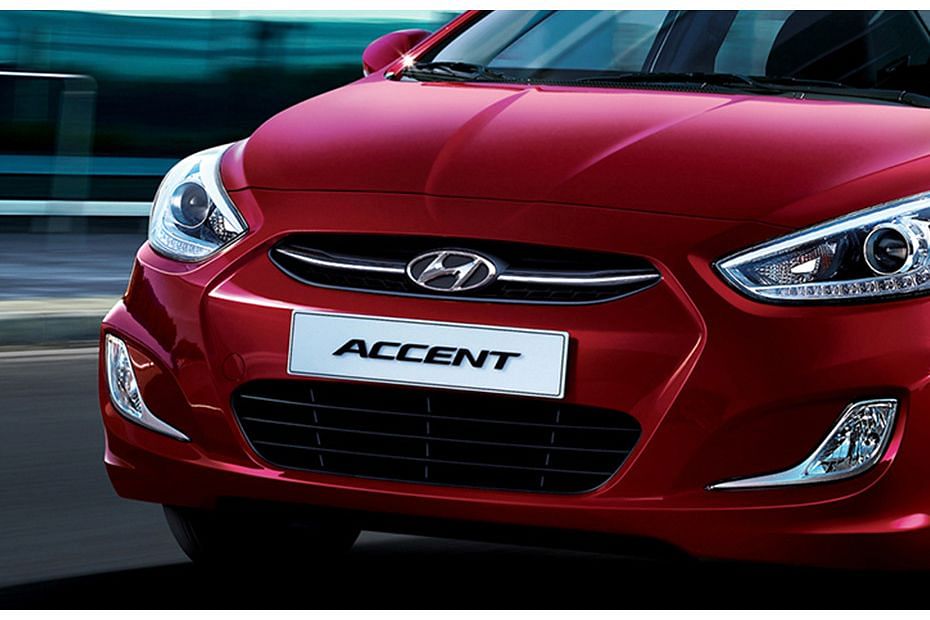 Accent (2012-2021) Grille View Accent (2012-2021) Grille View