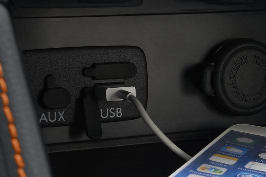 Power Accessories Outlet View of سوبارو XV (2012-2021) Power Accessories Outlet View of سوبارو XV (2012-2021)