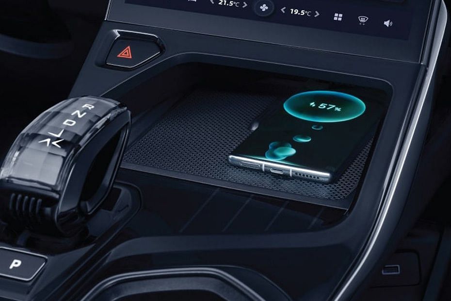 Power Accessories Outlet View of Geely STARRAY Power Accessories Outlet View of Geely STARRAY
